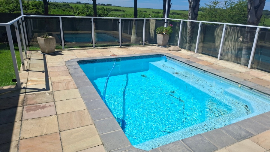 4 Bedroom Property for Sale in Sunrise On Sea Eastern Cape